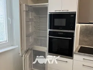 Pronájem bytu 3+1, Pardubice, Lonkova, 75 m2