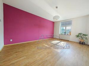 Pronájem bytu 2+1, České Budějovice, 75 m2
