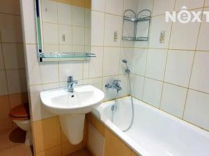 Pronájem bytu 2+kk, Česká Lípa, Bratří Čapků, 42 m2