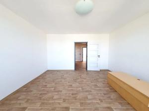 Pronájem bytu 3+1, Praha - Modřany, Pirinská, 77 m2