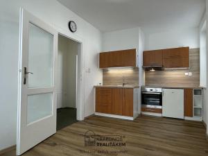 Pronájem bytu 2+kk, Hranice - Hranice I-Město, Pernštejnské náměstí, 44 m2