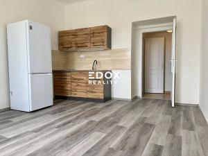 Pronájem bytu 1+kk, Praha - Strašnice, V olšinách, 34 m2