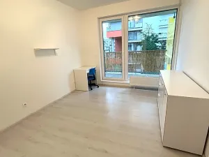 Pronájem bytu 2+kk, Praha, Počernická, 60 m2