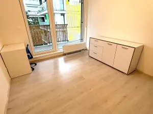 Pronájem bytu 2+kk, Praha, Počernická, 60 m2