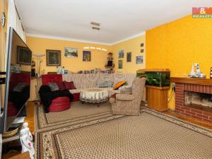 Prodej rodinného domu, Sezemice, Stavbařů, 242 m2