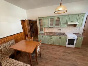 Pronájem bytu 2+1, České Budějovice, Matice školské, 63 m2