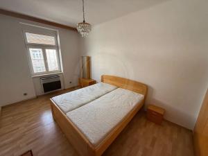 Pronájem bytu 2+1, České Budějovice, Matice školské, 63 m2