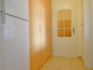 Pronájem bytu 2+kk, Praha - Troja, Hnězdenská, 51 m2