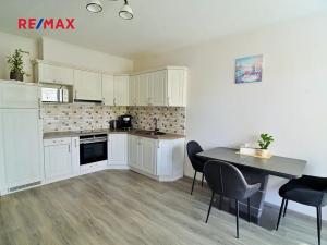 Prodej bytu 2+kk, Kladno, Jaroslava Holečka, 55 m2