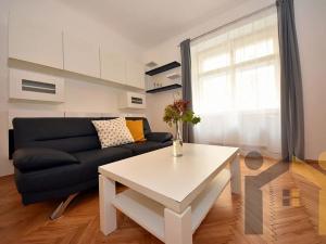 Pronájem bytu 2+kk, Praha - Košíře, Vrchlického, 51 m2