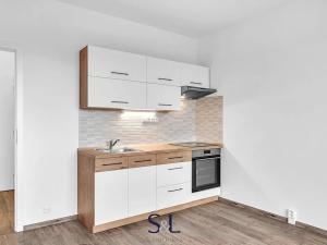 Pronájem bytu 2+kk, Česká Lípa, Jáchymovská, 40 m2