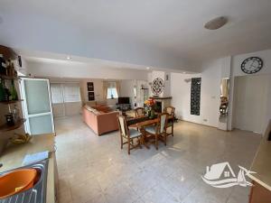 Prodej rodinného domu, Bezvoditsa, Bulharsko, 170 m2
