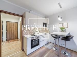 Pronájem bytu 1+kk, Praha - Malešice, Nad úžlabinou, 34 m2