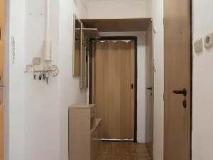 Prodej bytu 2+1, Praha - Hloubětín, Zelenečská, 48 m2