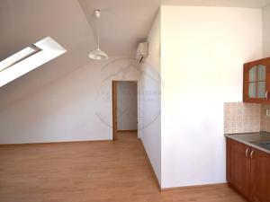 Pronájem bytu 2+kk, Jeseník, Školní, 40 m2
