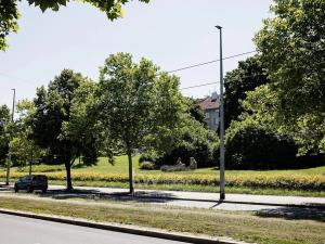 Pronájem bytu 2+1, Praha - Dejvice, Evropská, 60 m2