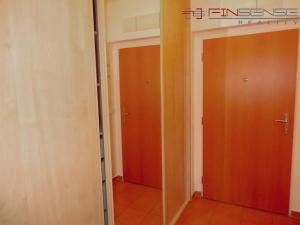 Prodej bytu 1+kk, Hostivice, B. Němcové, 35 m2