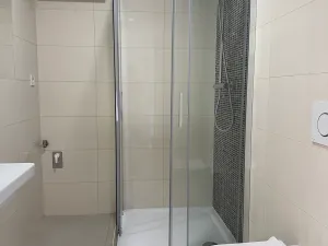 Prodej bytu 1+kk, Praha, Korunní, 24 m2