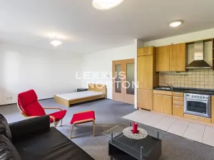 Pronájem bytu 1+kk, Praha - Košíře, Naskové, 60 m2