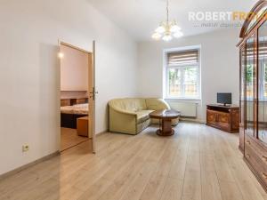Pronájem bytu 2+kk, Praha - Dejvice, Jaselská, 48 m2