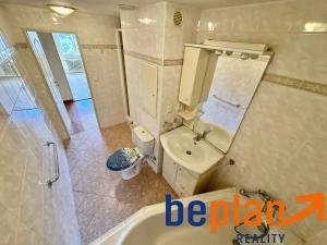 Prodej bytu 3+1, Karlovy Vary, Družstevní, 79 m2