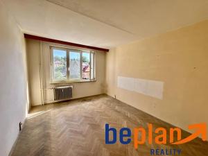 Prodej bytu 3+1, Karlovy Vary, Družstevní, 79 m2