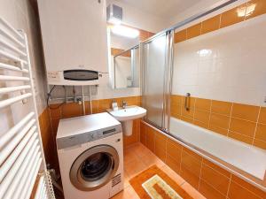 Pronájem bytu 3+1, Ostrava - Heřmanice, Heřmánková, 83 m2