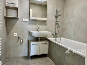 Pronájem bytu 2+kk, Opava, Císařského pluku, 62 m2