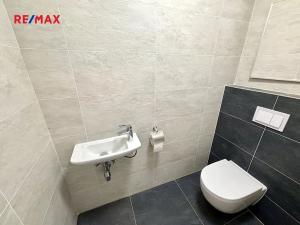 Pronájem bytu 2+kk, Praha - Dolní Počernice, Černodolská, 59 m2