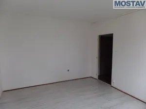 Pronájem bytu 1+1, Most, Maxe Švabinského, 33 m2