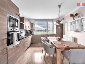 Prodej bytu 3+1, Jičín - Nové Město, Na jihu, 87 m2