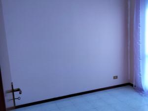 Prodej bytu 4+1, Monticello, Scalea, Kalábrie, Itálie, 98 m2
