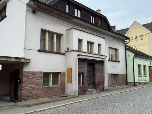 Prodej rodinného domu, Manětín, 250 m2