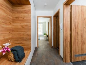 Pronájem bytu 2+kk, Praha, Plzeňská, 52 m2