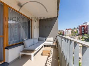 Pronájem bytu 2+kk, Praha - Modřany, Zlochova, 56 m2
