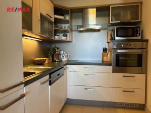 Pronájem bytu 2+kk, Praha - Černý Most, Marešova, 56 m2