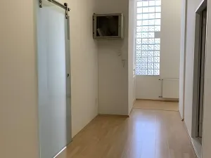 Pronájem kanceláře, Praha - Nové Město, 82 m2