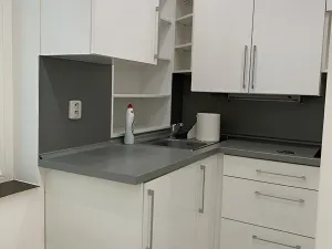 Pronájem kanceláře, Praha - Nové Město, 82 m2