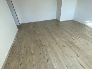 Pronájem bytu 3+1, Praha - Satalice, U obory, 74 m2
