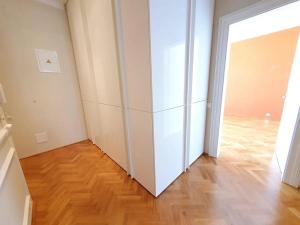 Pronájem bytu 2+1, Praha - Vinohrady, Belgická, 78 m2