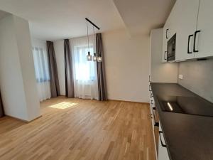 Pronájem bytu 3+kk, Praha - Modřany, Mezi vodami, 87 m2