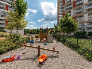 Pronájem bytu 1+kk, Praha - Horní Měcholupy, Mantovská, 40 m2