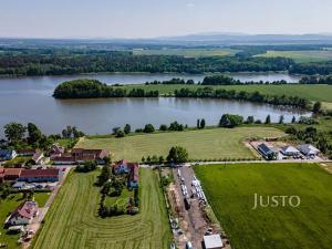 Prodej pozemku pro bydlení, Pištín, 2368 m2