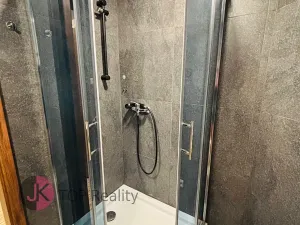 Pronájem bytu 1+1, Praha - Kobylisy, Uzavřená, 42 m2
