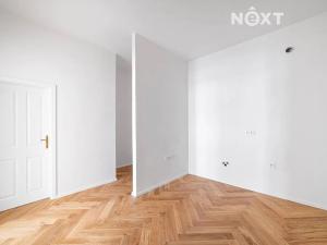 Prodej bytu 2+kk, Praha - Vinohrady, Velehradská, 45 m2