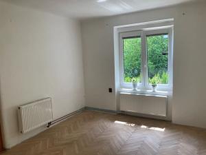 Prodej bytu 3+1, Chocerady, 58 m2