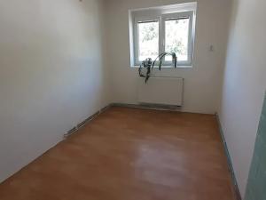 Prodej bytu 3+1, Chocerady, 58 m2