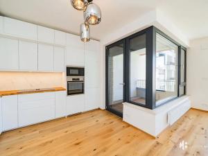 Pronájem bytu 2+kk, Praha - Nusle, Závišova, 58 m2