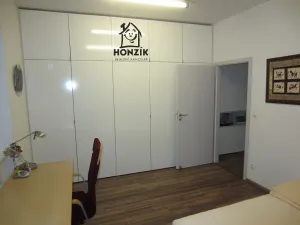 Pronájem bytu 2+kk, Praha - Břevnov, Junácká, 58 m2