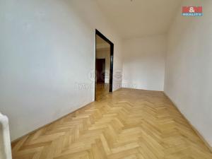 Prodej bytu 3+1, Adamov, Komenského, 63 m2